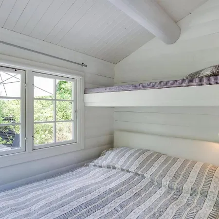 Ottil - 1km From The Sea In Sealand By Interhome Vakantiehuis Tisvildeleje